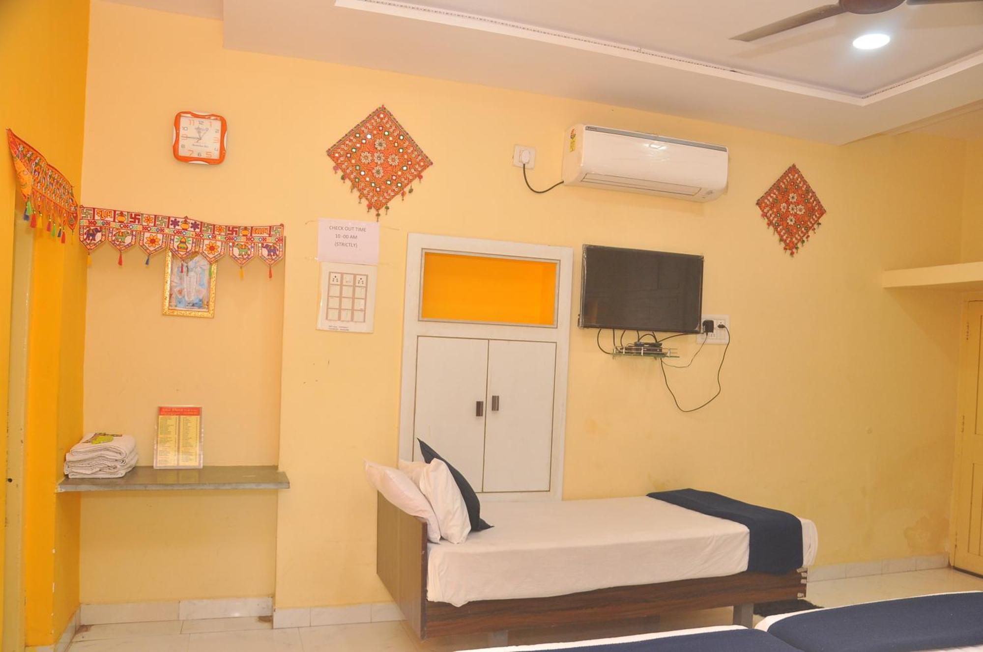 Chitrakut Bungalows Dwarka  Exterior photo